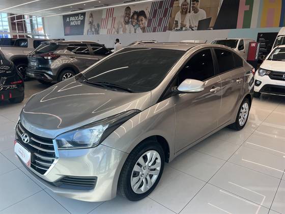 HYUNDAI HB20S 1.6 COMFORT PLUS 16V FLEX 4P AUTOMÁTICO HYUNDAI HB20S 1.6 COMFORT PLUS 16V FLEX 4P AUTOMÁTICO